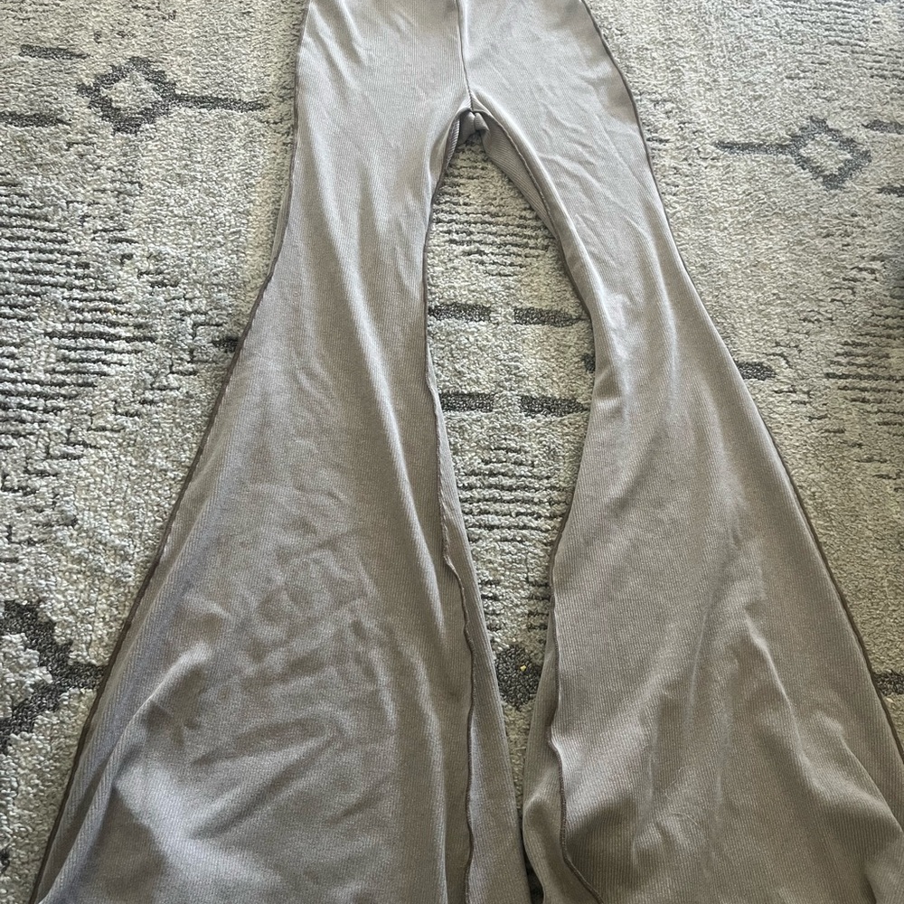 Matching Set - Picture 2 of 3